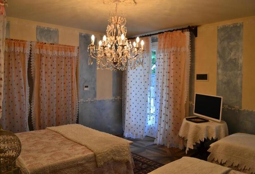Quarto Quádruplo Estandar, La Maison Delle Favole