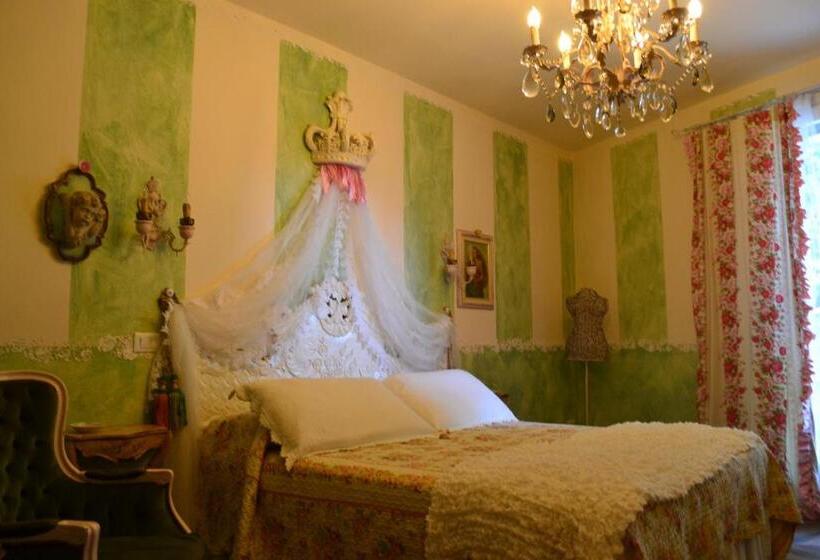 اتاق استاندارد, La Maison Delle Favole