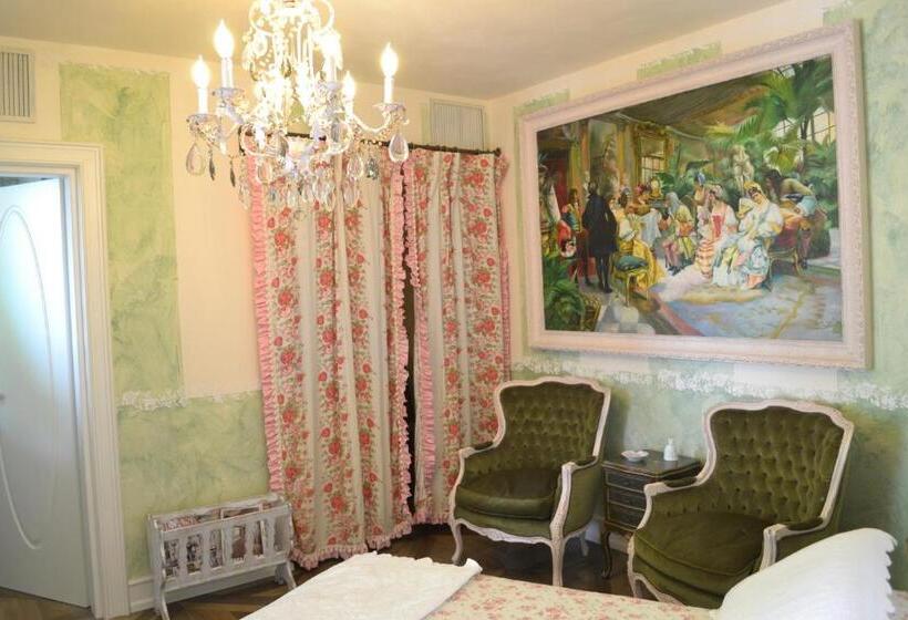 اتاق استاندارد, La Maison Delle Favole