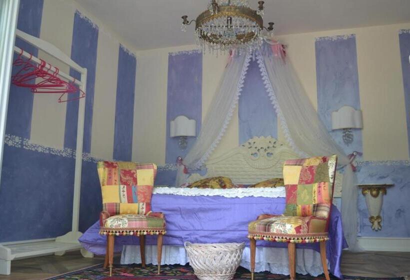 اتاق استاندارد, La Maison Delle Favole