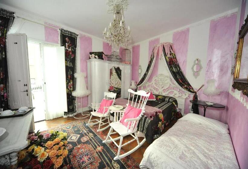 Quarto Estandar com Sacada, La Maison Delle Favole