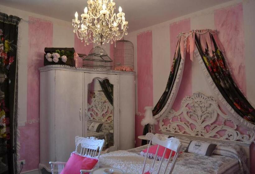 Quarto Estandar com Sacada, La Maison Delle Favole