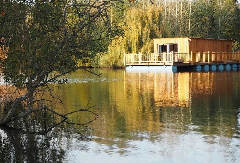 Хижина, Au Fil De L'eau