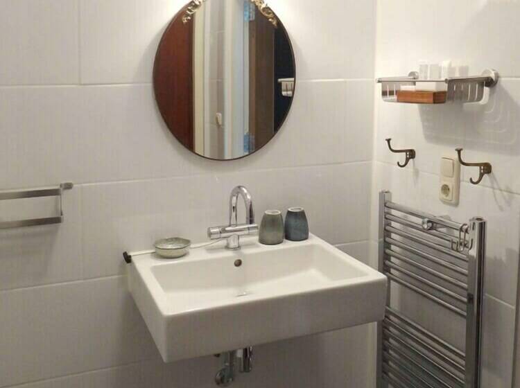 Номер Стандарт, Sintanna B&b Petit
