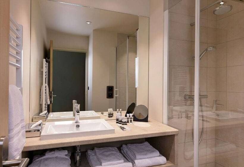 Номер Комфорт, Best Western Plus Hôtel Escapade Senlis