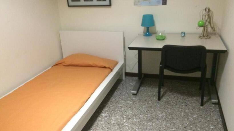 اتاق لوکس یک تخته, O Sarracino B&b
