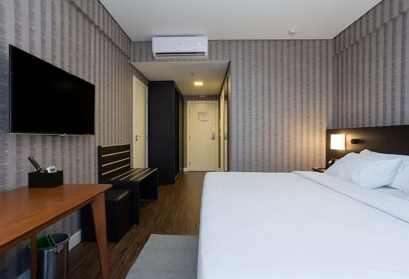 수피리어 룸, Hilton Garden Inn Itajai Praia Brava