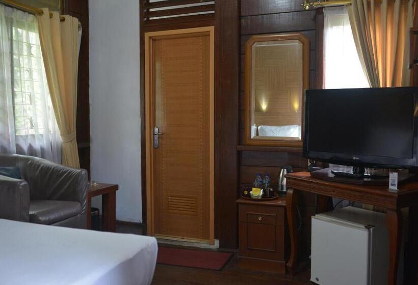 Студио Базик, Citra Cikopo Hotel & Family Cottages