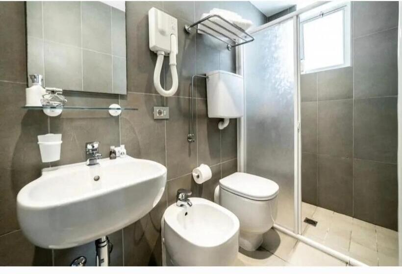 Номер Deluxe Вид на Море Боковой, Kursaal Di Bellaria