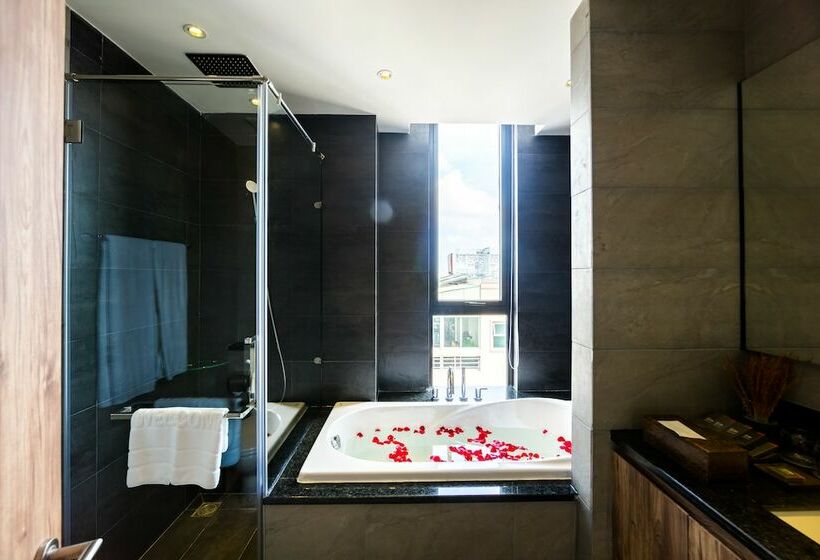 Номер Deluxe, Sim Boutique