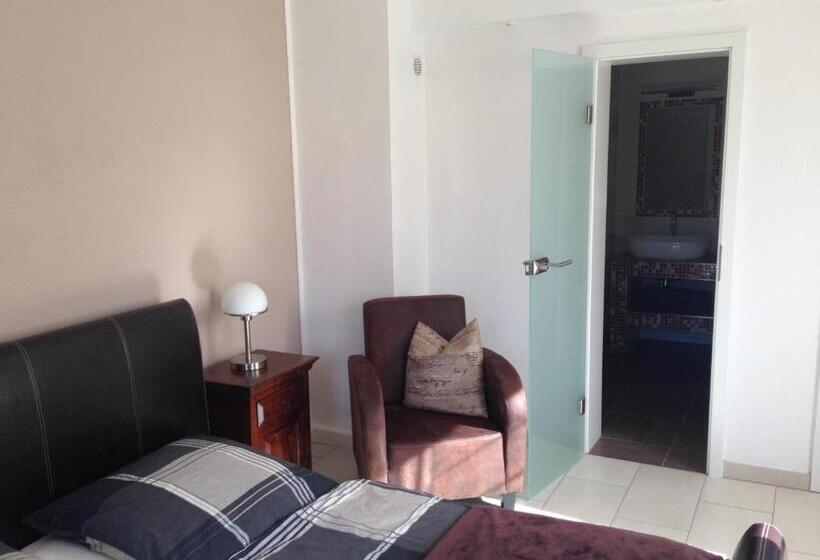 Номер Стандарт с Террасой, Gästezimmer Hille