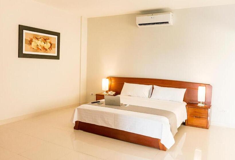 스위트, Cumbaza Hotel & Convenciones