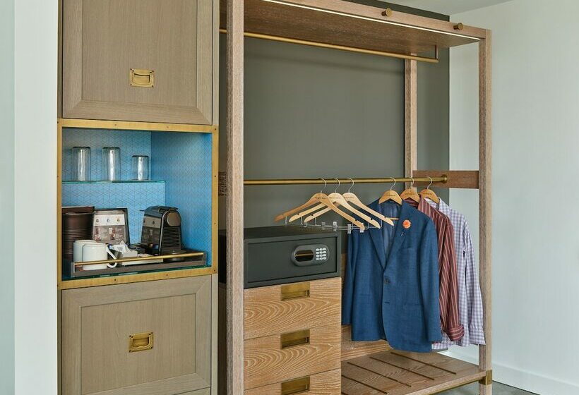 Номер Deluxe Адаптированный для Инвалидов, Canopy By Hilton Washington Dc Bethesda North