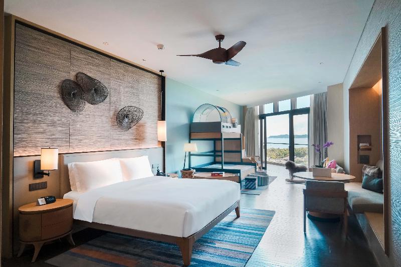Номер Стандарт Вид на Море с Балконом, Crowne Plaza Sanya Haitang Bay Resort, An Ihg