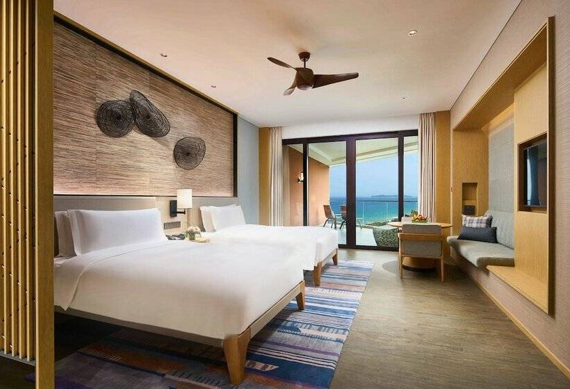 Номер Стандарт Вид на Море, Crowne Plaza Sanya Haitang Bay Resort, An Ihg
