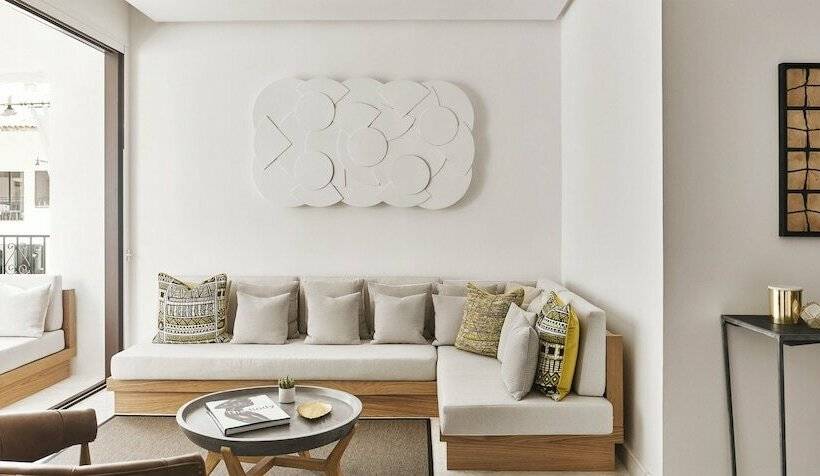 Люкс Повышенной Комфортности, Nobu Hotel Marbella
