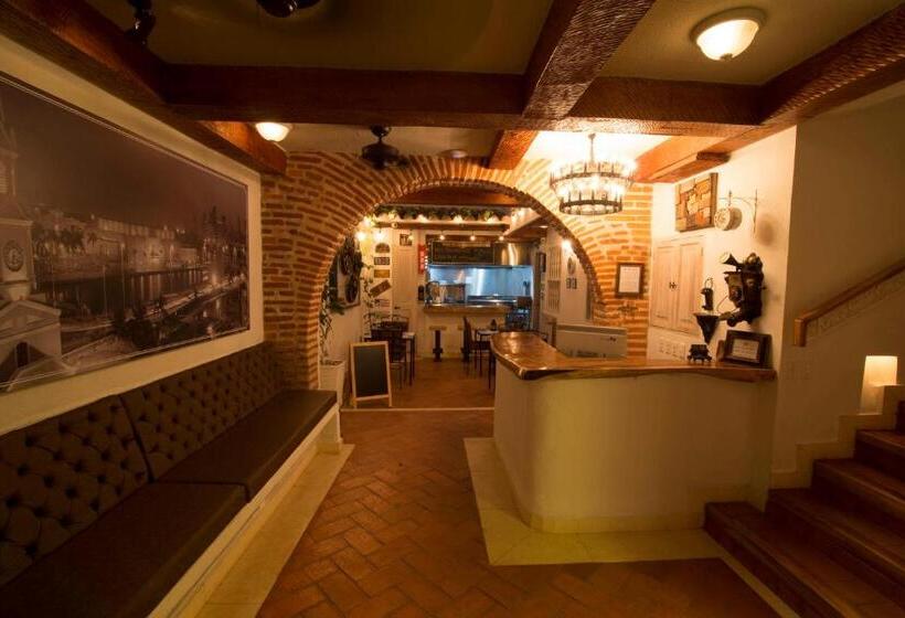 Номер Стандарт, Life Is Good Cartagena Hostel