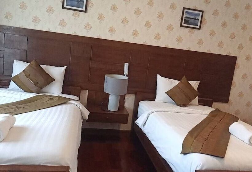 اتاق استاندارد, Buraphat Resort