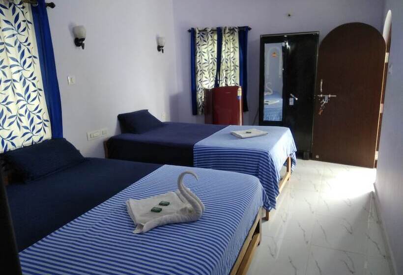 Quarto Triplo Deluxe, Swati