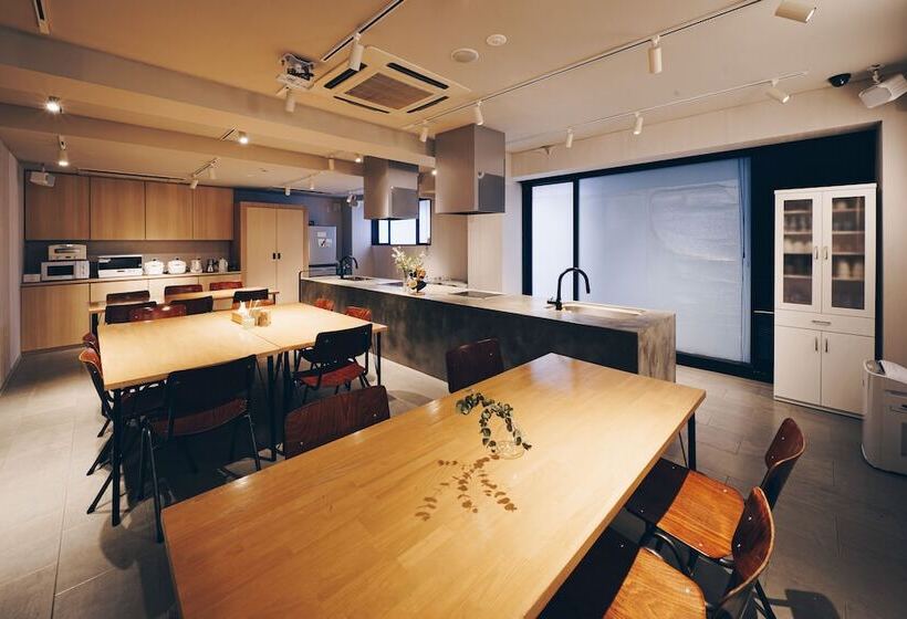 Номер Стандарт Трехместный, Linnas Kanazawa