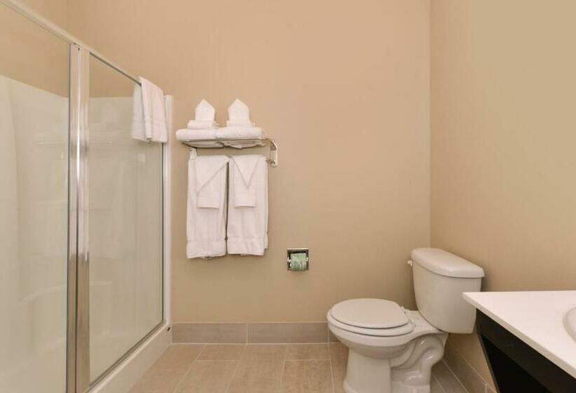스탠다드 스튜디오, Legacy Suites Donaldsonville St. James