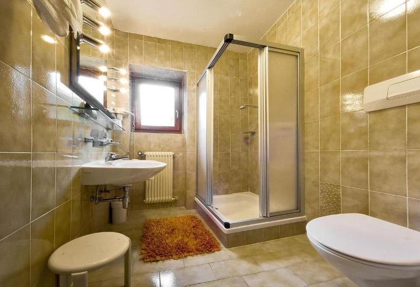 חדר סטנדרט עם מרפסת, Mountain B&b   La Scalira