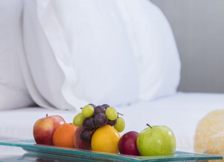 Люкс Ejecutiva 2 Спальни, Warwick Hotel Jeddah
