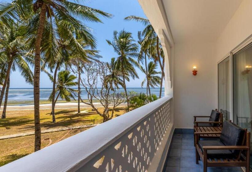 Standard Room Garden View, Sun N Sand Beach Resort