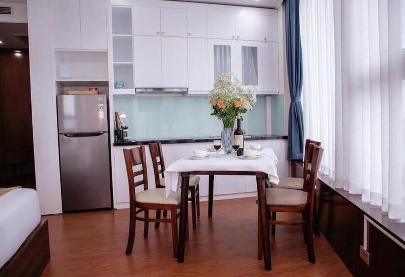 Студия Стандарт, Sala Hotel Mong Cai