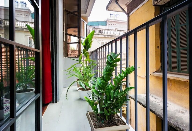 اتاق استاندارد, Little Anh House