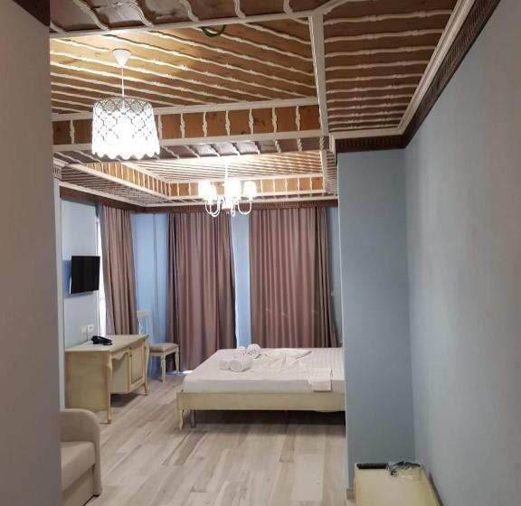 اتاق استاندارد با تخت بزرگ, Sarajet E Pashait 2