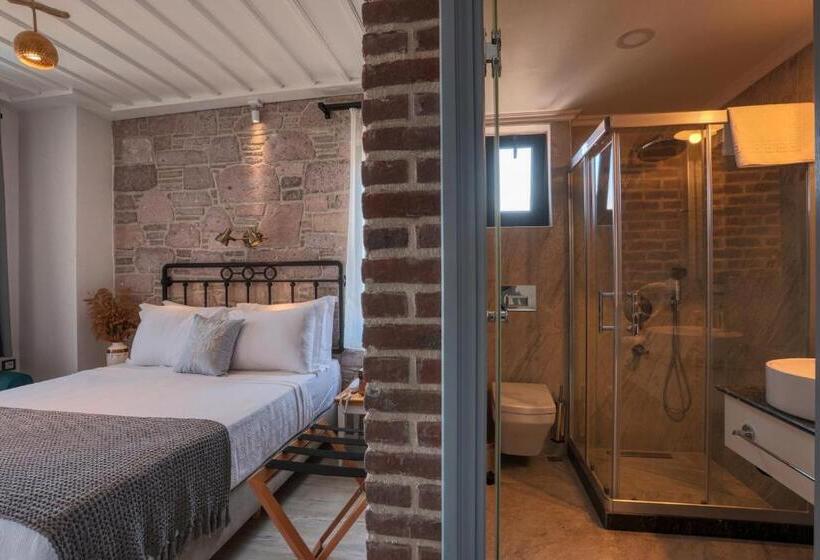 스탠다드 룸 풀장 전망, Sukha Cunda Otel