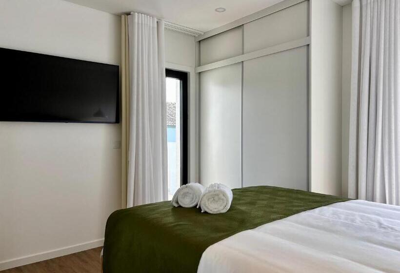 غرفة قياسية مزوَّدة بشُرفة, Azores Homes Resort & Spa