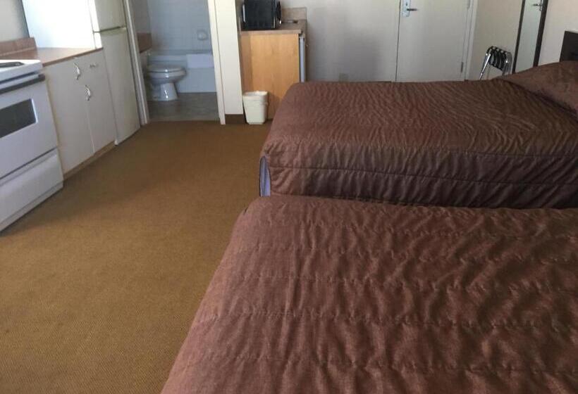 Номер Стандарт, Travel Inn & Suites