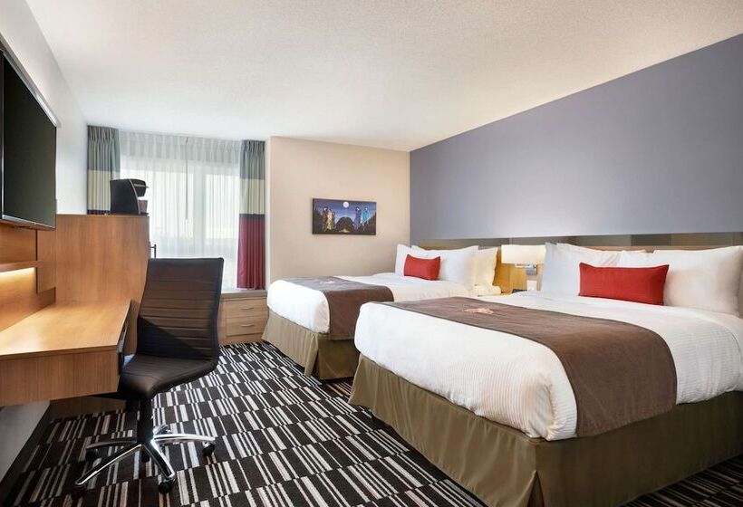 Люкс, Microtel Inn & Suites By Wyndham Val D Or