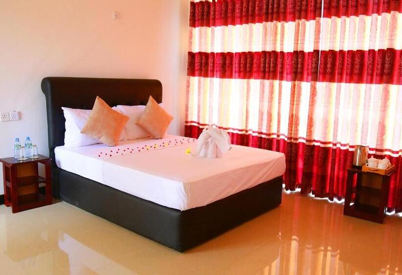 Номер Deluxe с Балконом, Rivonway Hotel Polonnaruwa