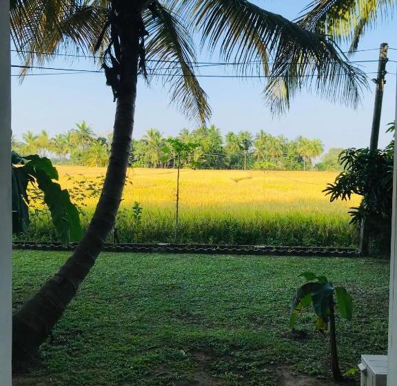 Четырехместный Номер Deluxe, Rivonway Hotel Polonnaruwa