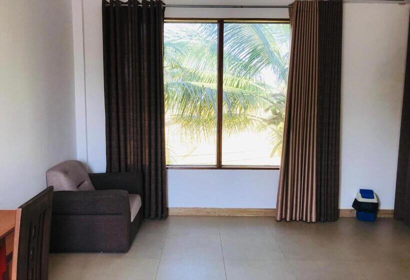 Номер Стандарт с Балконом, Rivonway Hotel Polonnaruwa
