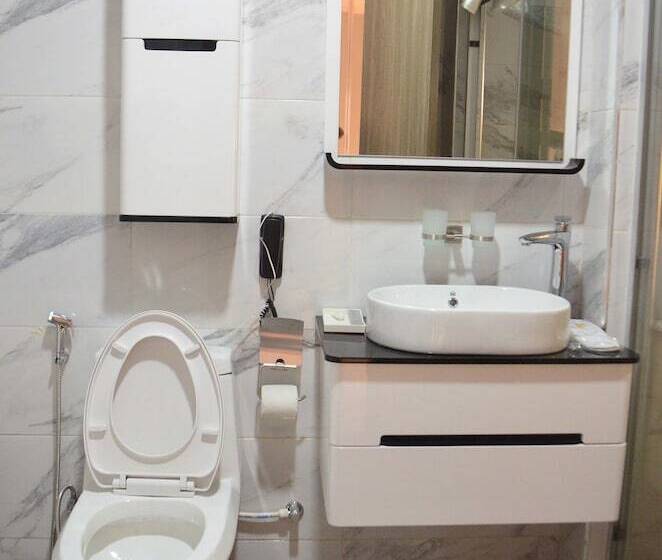 سوییت اجرایی, Maxbe Continental