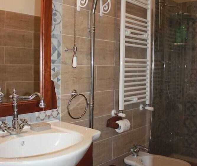 سوییت خانوادگی, B&b Torre Azul