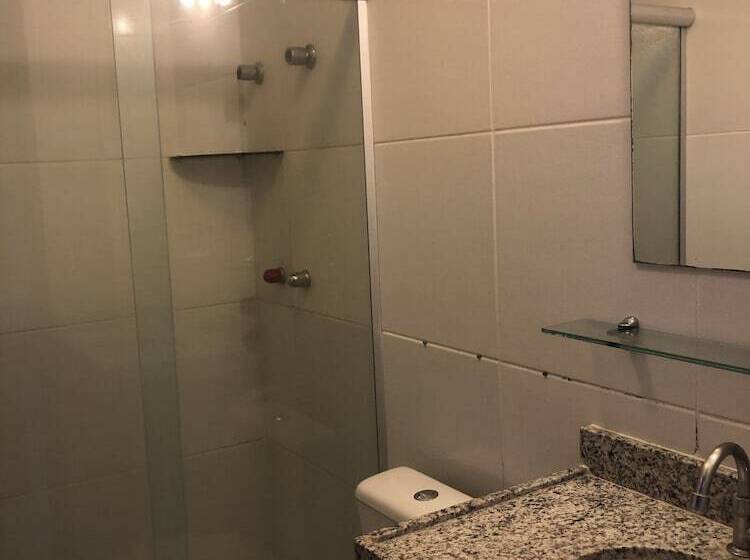 Quarto Quádruplo Estandar, Praia Do Bessa