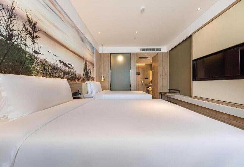 Номер Superior, Atour Hotel Yantai South Station Yingchun Street