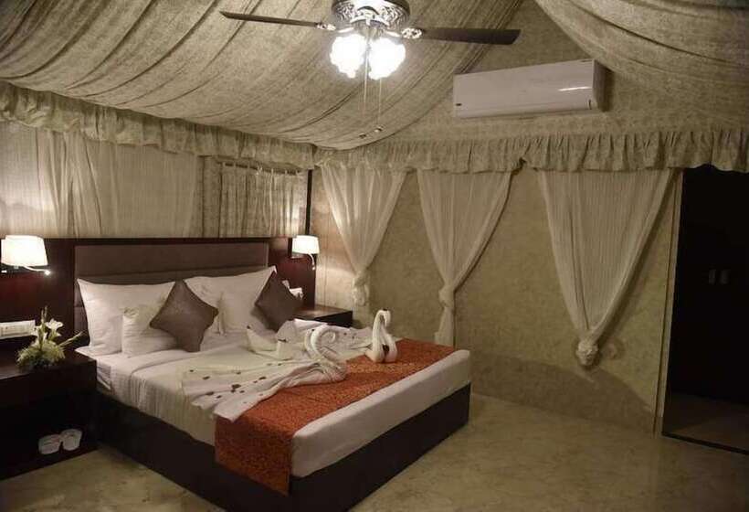 خانه 1 خوابه, Pride Hotel & Convention Centre Indore