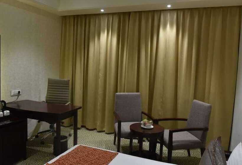 خانه 1 خوابه, Pride Hotel & Convention Centre Indore
