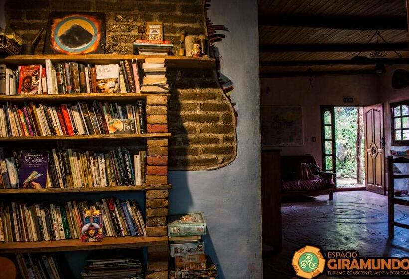 Бунгало Стандарт, Hostel Eco Cultural Giramundo