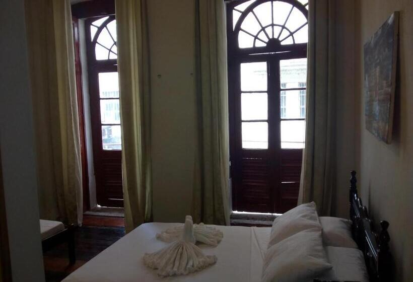 컴포트 스위트, Reviver Hostel