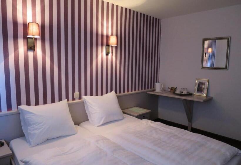 Номер Стандарт, Golf Hotel Mergelhof