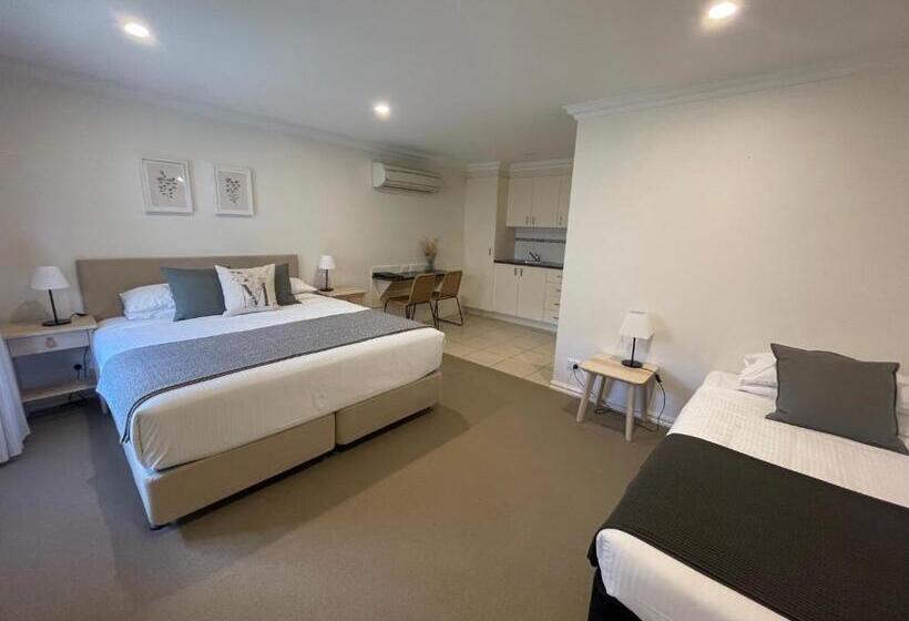 Номер Deluxe, Millthorpe Motel
