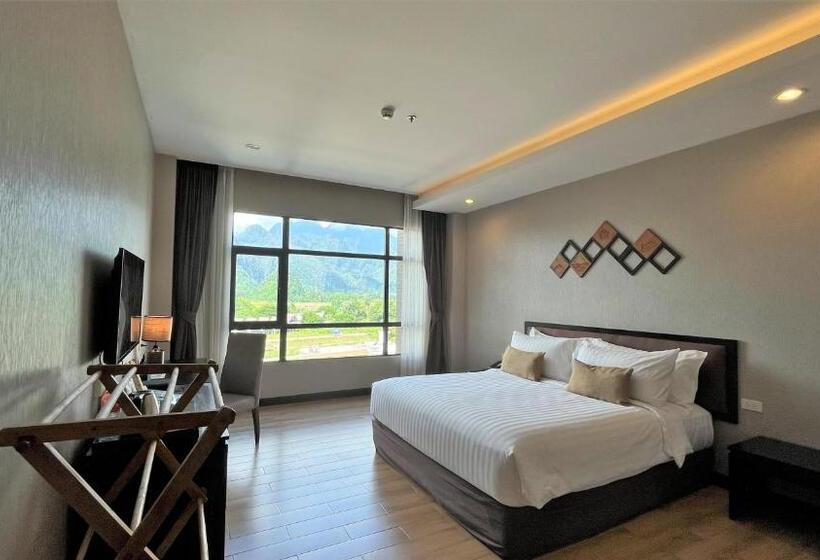 디럭스 룸 킹사이즈 침대, Amari Vang Vieng