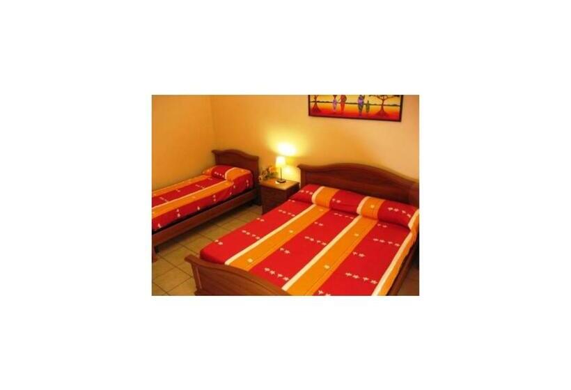 标准三人间, Gli Agrumi Rooms